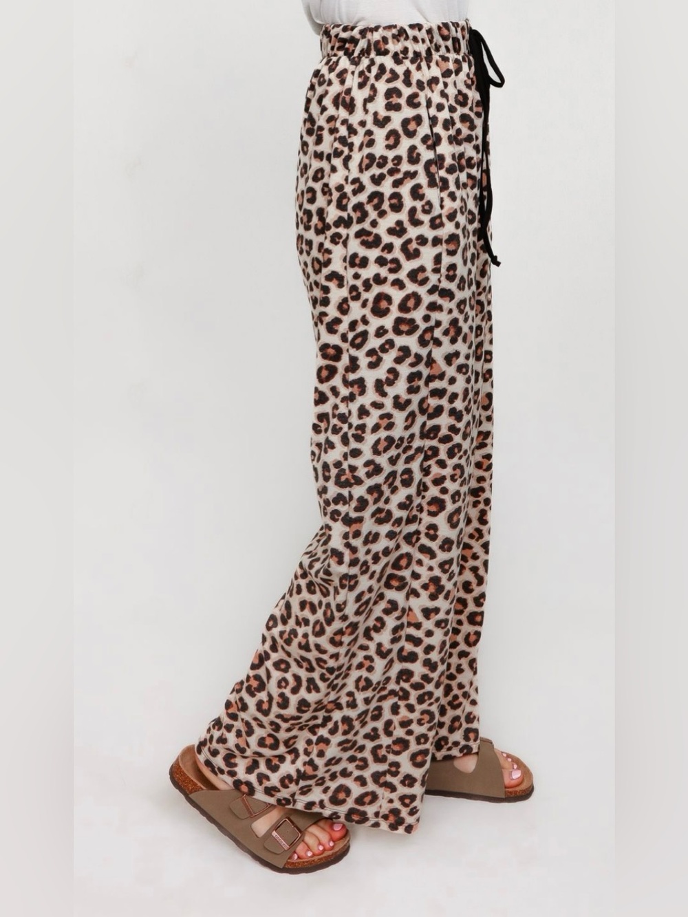 Kori America Leopard Print French Terry Jogger Pants Large
